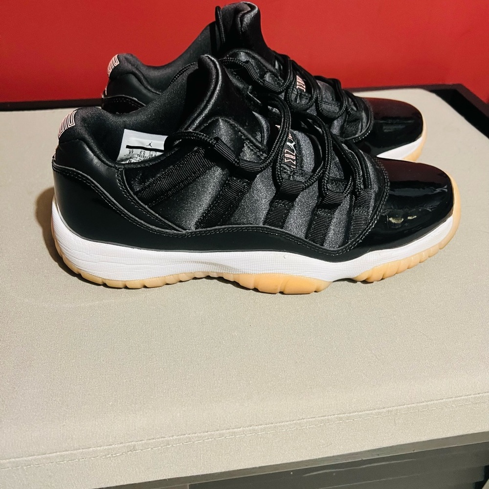 2018 Air Jordan 11 Retro Low GG 'Bleached Coral